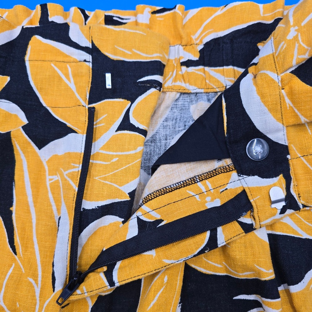 Who What Wear Floral Linen Shorts High Rise Pleated Paperbag Yellow Black 2 - Picture 8 of 8